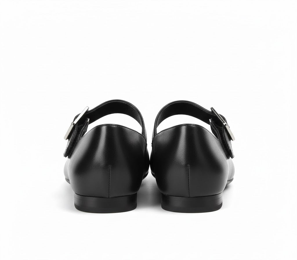 Women’s Shoes with Buckle Strap and Flat Sole
