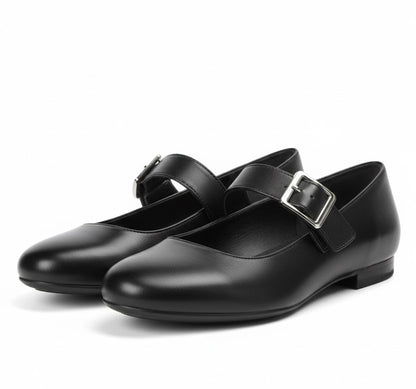 Women’s Shoes with Buckle Strap and Flat Sole